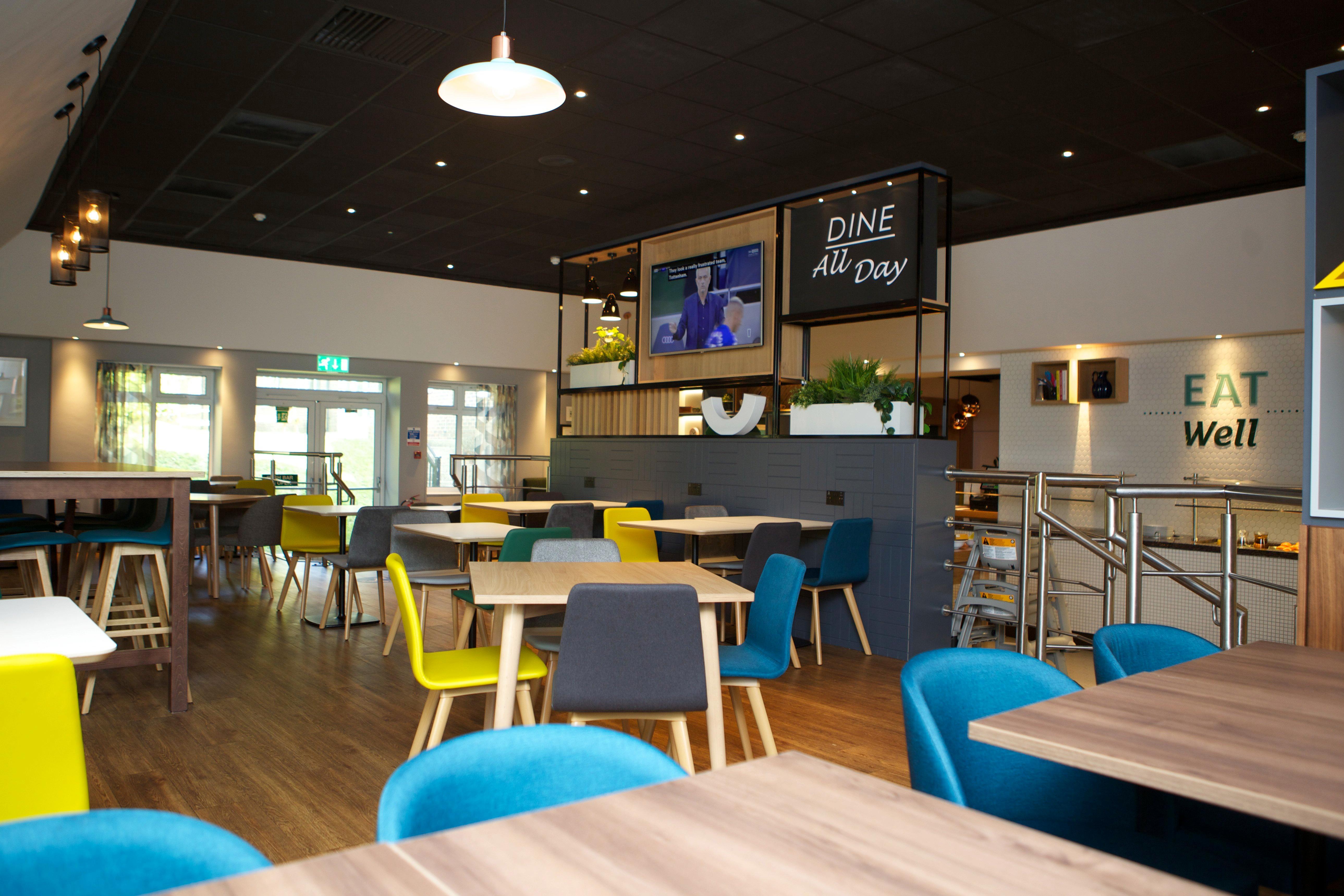 Holiday Inn Ashford - North A20 By Ihg Екстер'єр фото