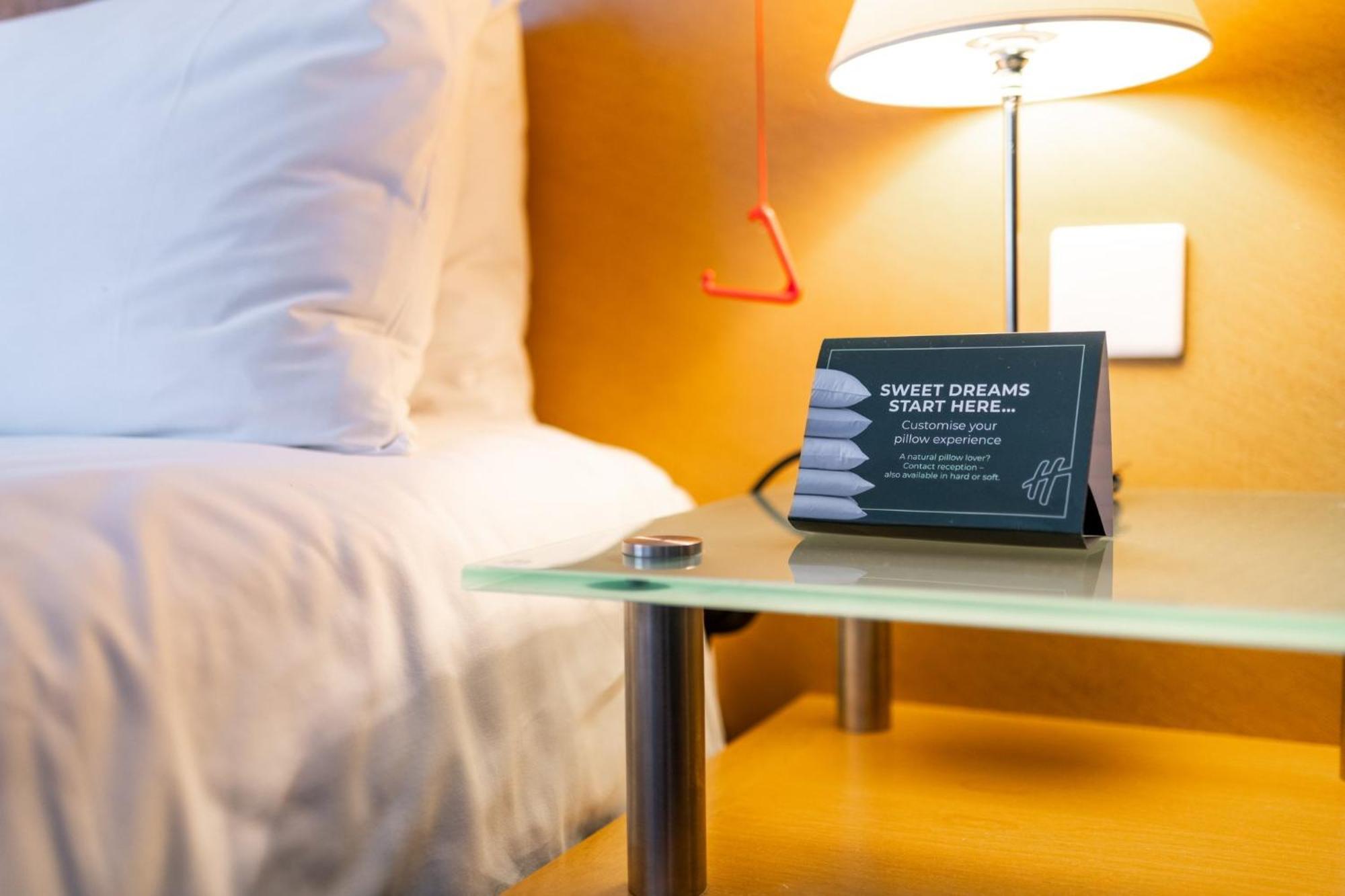 Holiday Inn Ashford - North A20 By Ihg Екстер'єр фото