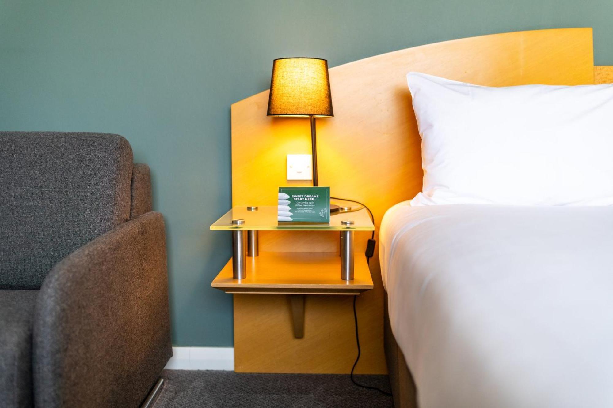 Holiday Inn Ashford - North A20 By Ihg Екстер'єр фото