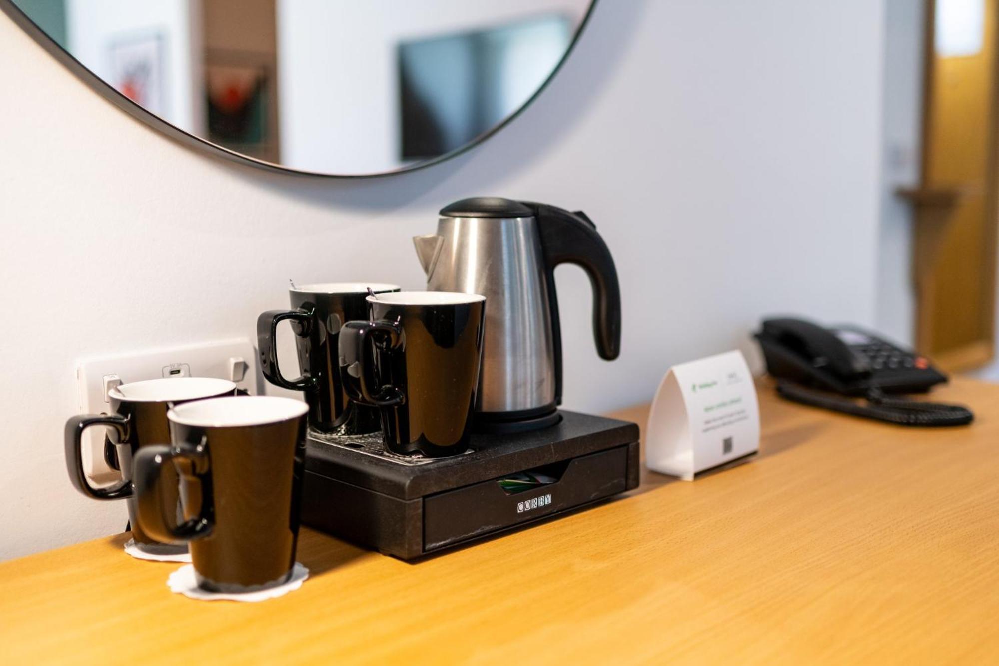 Holiday Inn Ashford - North A20 By Ihg Екстер'єр фото