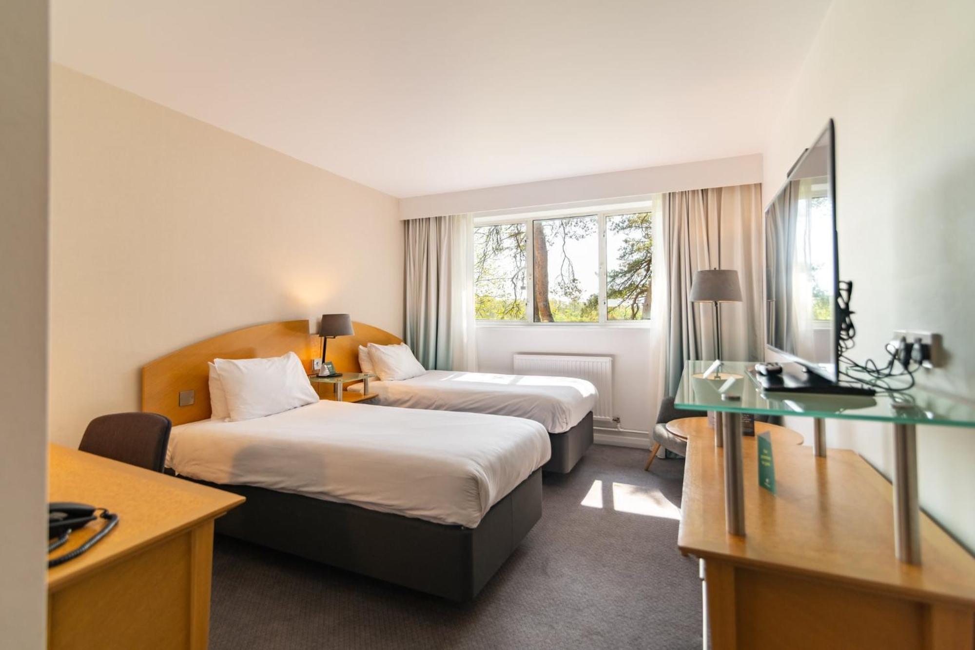 Holiday Inn Ashford - North A20 By Ihg Екстер'єр фото