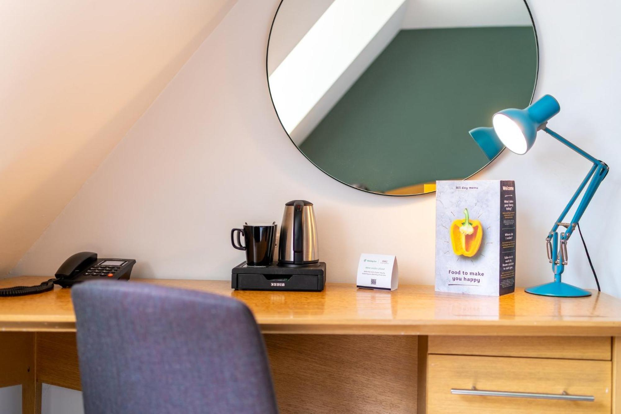 Holiday Inn Ashford - North A20 By Ihg Екстер'єр фото