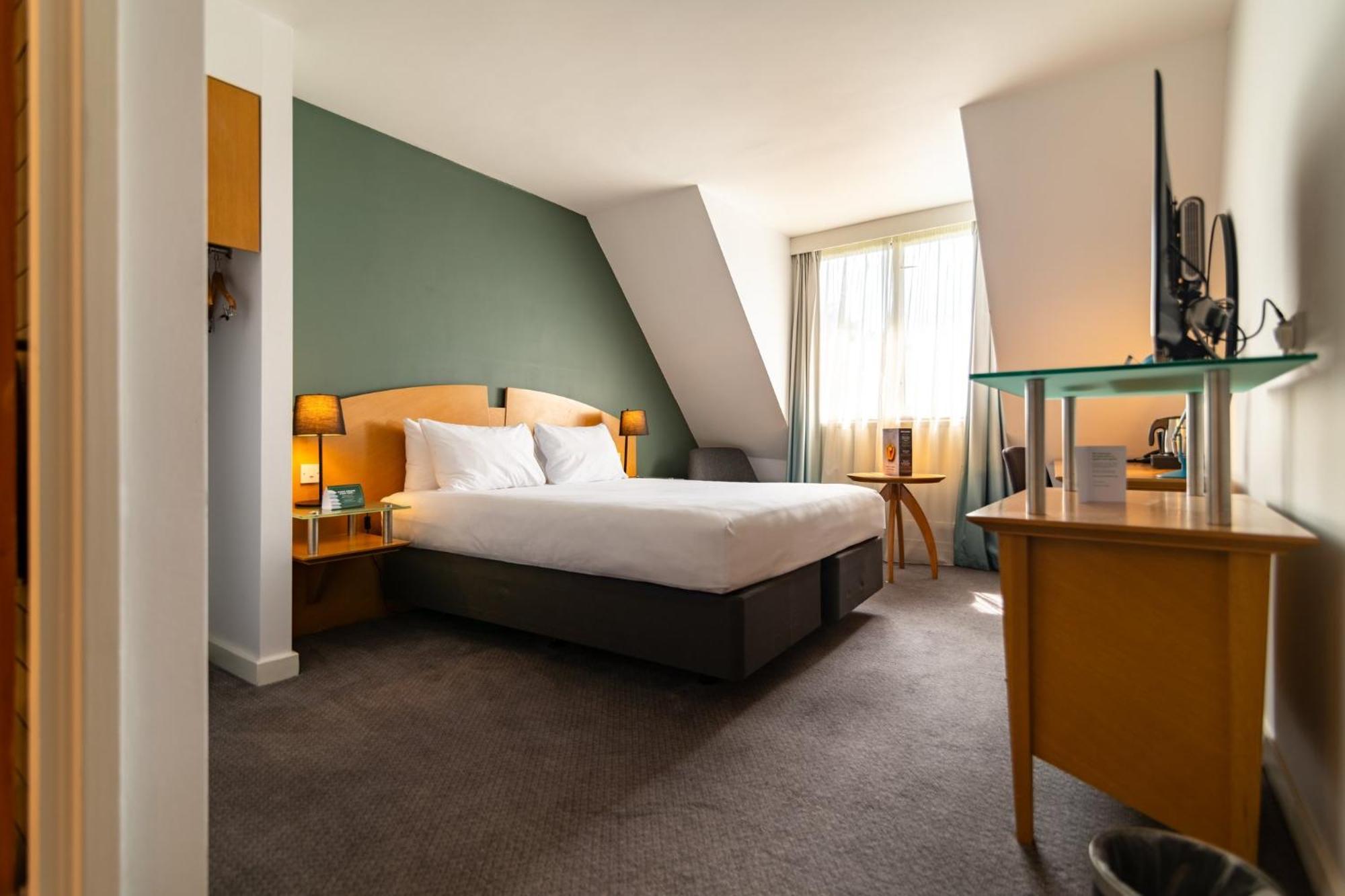 Holiday Inn Ashford - North A20 By Ihg Екстер'єр фото